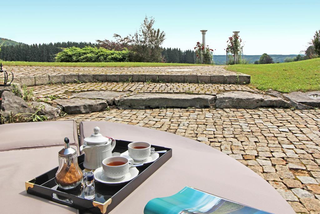 Gaestehaus Schloss Kronburg エクステリア 写真